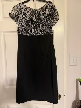 Roulette Black and White Midi Dress